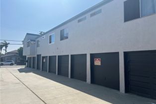 Residential Income, 2501 Florida st, Huntington Beach, CA 92648 - 5