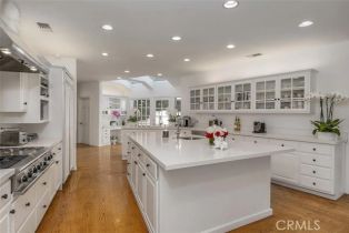 Single Family Residence, 3040 Roscomare rd, Bel Air, CA 90077 - 9