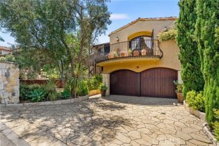 Single Family Residence, 1165 Noria ST, Laguna Beach, CA  Laguna Beach, CA 92651