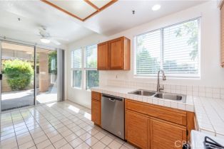 Condominium, 122 Cartier Aisle, Irvine, CA 92620 - 9