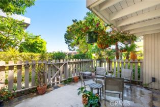 Condominium, 16725 Barefoot cir, Huntington Beach, CA 92649 - 4