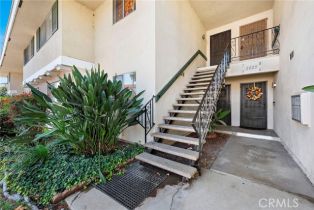 Condominium, 2025 Oxford ave, Fullerton, CA 92831 - 2