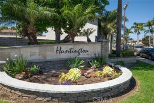 Condominium, 19855 Coventry lane, Huntington Beach, CA 92646 - 4