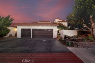 Single Family Residence, 16592 Grimaud ln, Huntington Beach, CA 92649 - 39