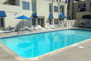 Townhouse, 711 Pacific Coast Highway, Huntington Beach, CA 92648 - 16