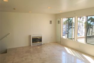 Townhouse, 711 Pacific Coast Highway, Huntington Beach, CA 92648 - 3