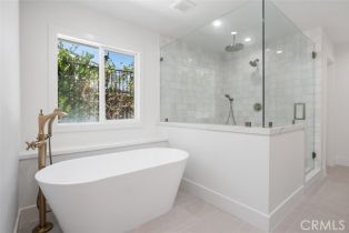 Single Family Residence, 122 W Avenida Valencia, San Clemente, CA 92672 - 17