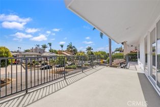 Single Family Residence, 122 W Avenida Valencia, San Clemente, CA 92672 - 30