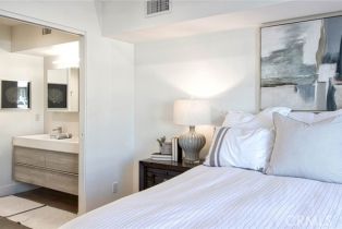 Condominium, 1045 Balboa blvd, Newport Beach, CA 92661 - 18