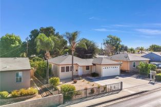 Single Family Residence, 913 Lincoln ave, Corona, CA 92882 - 28