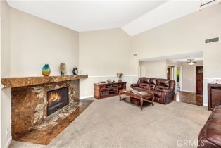 Condominium, 3 Palos, Irvine, CA 92612 - 8