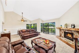 Condominium, 3 Palos, CA  , CA 92612