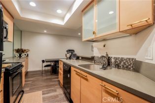 Condominium, 911 Kings rd, West Hollywood , CA 90069 - 5