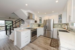 Townhouse, 50 Blue Lagoon, Laguna Beach, CA 92651 - 8