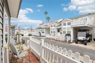 , 4 Bolivar st, Newport Beach, CA 92663 - 4