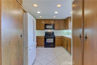 Condominium, 8565 Larkhall cir, Huntington Beach, CA 92646 - 16