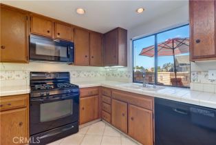 Condominium, 8565 Larkhall cir, Huntington Beach, CA 92646 - 17