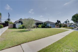 Single Family Residence, 1738 Paloma DR, Newport Beach, CA  Newport Beach, CA 92660