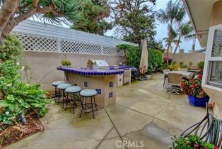 Single Family Residence, 16941 Bedford ln, Huntington Beach, CA 92649 - 37