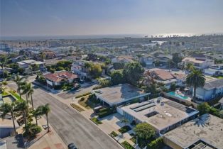 Single Family Residence, 16941 Bedford ln, Huntington Beach, CA 92649 - 45