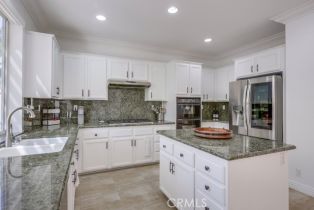 Single Family Residence, 20 Villager, Irvine, CA 92602 - 11