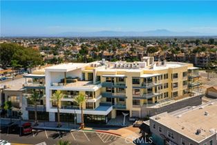 Condominium, 414 Main st, Huntington Beach, CA 92648 - 2