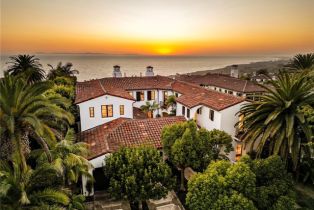 Single Family Residence, 22 Scenic Bluff, Newport Coast, CA 92657 - 48