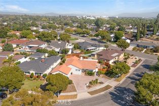 Single Family Residence, 910 Oakdale ave, Fullerton, CA 92831 - 2