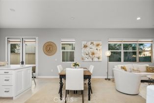 Condominium, 154 Follyhatch, Irvine, CA 92618 - 4