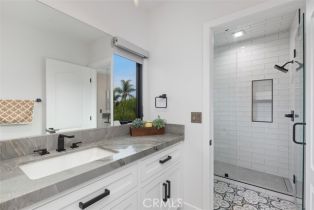 Single Family Residence, 12 Via Monarca st, Dana Point, CA 92629 - 39