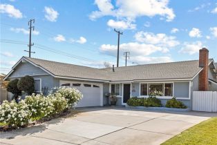 Single Family Residence, 15971 Pilgrim CIR, Huntington Beach, CA  Huntington Beach, CA 92647