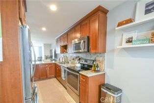 Condominium, 3957 Warner ave, Huntington Beach, CA 92649 - 3