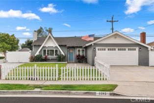 Single Family Residence, 8242 Valencia dr, Huntington Beach, CA 92647 - 2