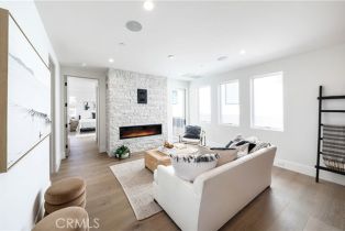 Condominium, 715 Narcissus, Corona Del Mar, CA 92625 - 7