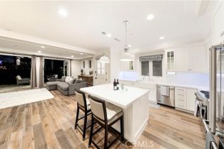 Condominium, 512 Jasmine ave, Corona Del Mar, CA 92625 - 5