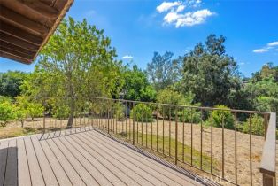 Single Family Residence, 2406 Gum Tree ln, Fallbrook, CA 92028 - 13