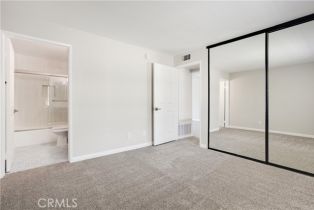 Condominium, 5530 Owensmouth ave, Woodland Hills, CA 91367 - 14