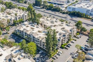 Condominium, 5530 Owensmouth ave, Woodland Hills, CA 91367 - 23