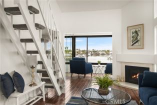 Condominium, 17162 Bluewater ln, Huntington Beach, CA 92649 - 9