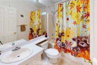 , 132 Granada, Tustin, CA 92780 - 24