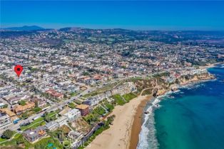 Residential Income, 306 Marguerite AVE, Corona Del Mar, CA  Corona Del Mar, CA 92625