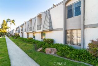 Condominium, 5500 Ackerfield AVE, Long Beach, CA  Long Beach, CA 90805