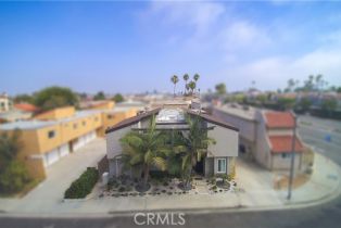 Residential Income, 16972 Lynn LN, Huntington Beach, CA  Huntington Beach, CA 92649