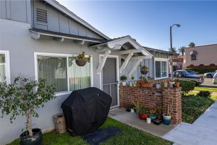 Residential Income, 418 13th, Huntington Beach, CA 92648 - 3