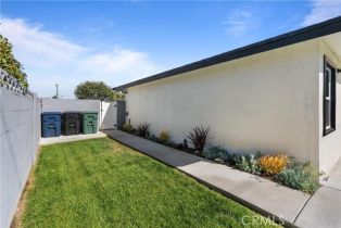 Single Family Residence, 8102 Kiner dr, Huntington Beach, CA 92646 - 28