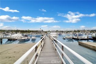 Single Family Residence, 209 Bay Front, Newport Beach, CA 92662 - 9