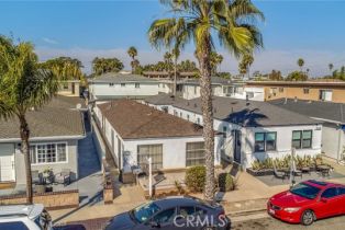 Residential Income, 307 8th st, Seal Beach, CA 90740 - 4