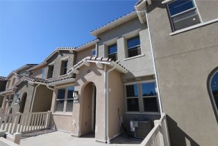 Condominium, 3975 Lavine WAY, Corona, CA  Corona, CA 92883