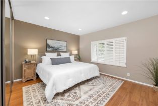 Condominium, 207 Briarwood, Irvine, CA 92604 - 8