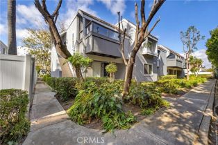 Condominium, 207 Briarwood, Irvine, CA 92604 - 2